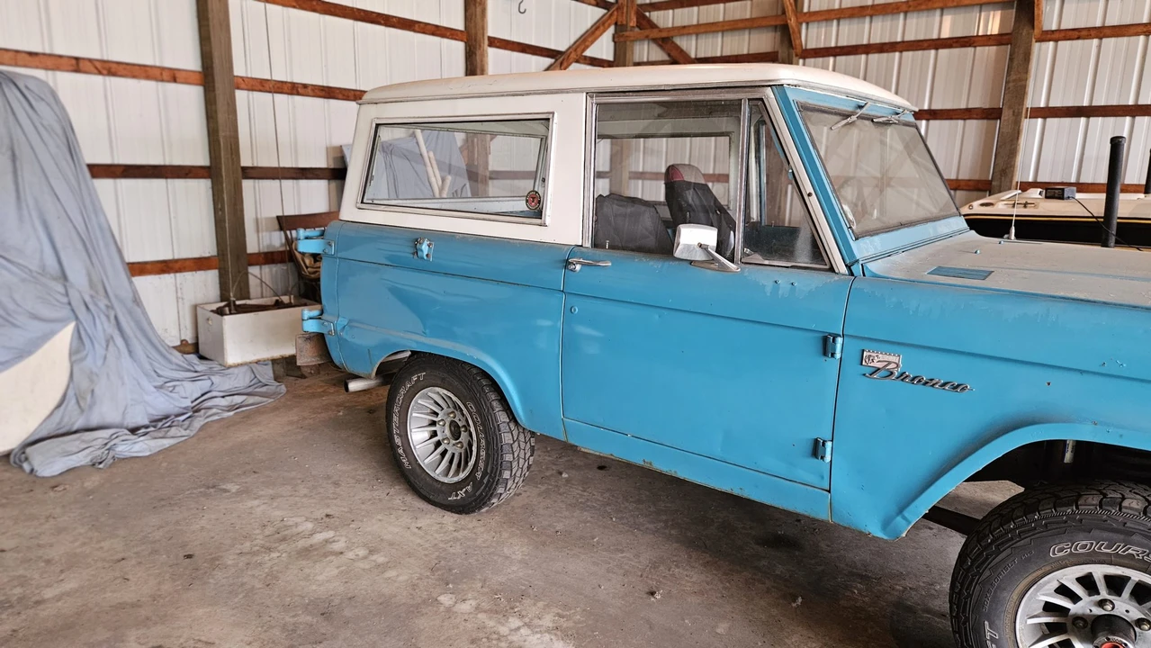 1969 Ford Bronco 1st Gen - Image 15 of 31