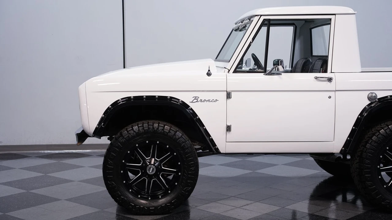 1969 Ford Bronco 1st Gen - Image 19 of 21