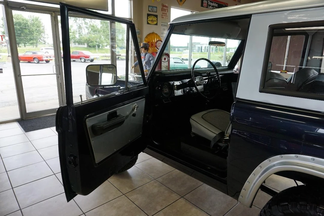 1969 Ford Bronco 1st Gen - Image 19 of 31