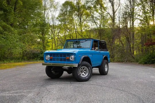 1969 Ford Bronco SUV Soft Top
