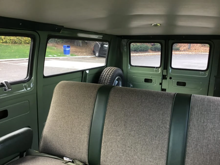 1969 Ford Econoline Van - Image 4 of 9