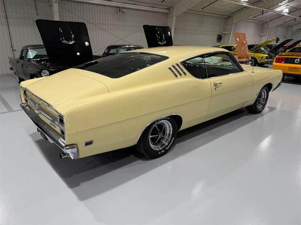 1969 Ford Fairlane 6th Gen - Image 10 of 31