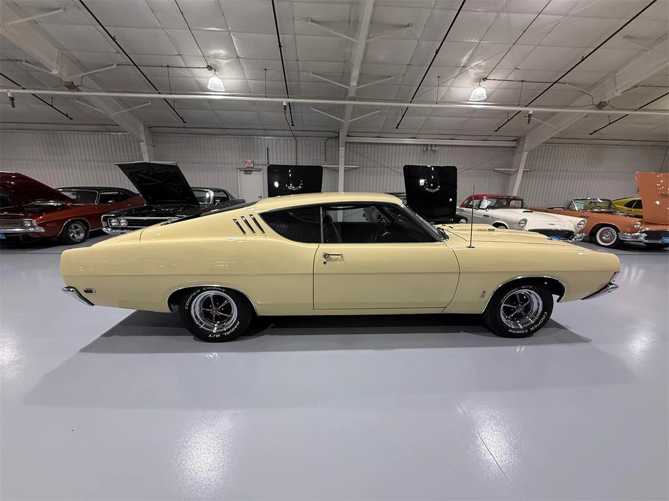 1969 Ford Fairlane 6th Gen - Image 11 of 31