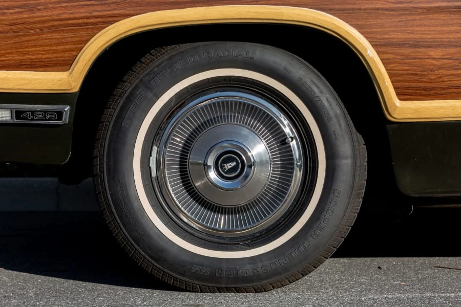 1969 Ford Country Squire - Image 6 of 21
