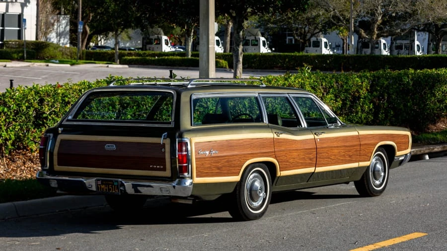 1969 Ford Country Squire - Image 2 of 21