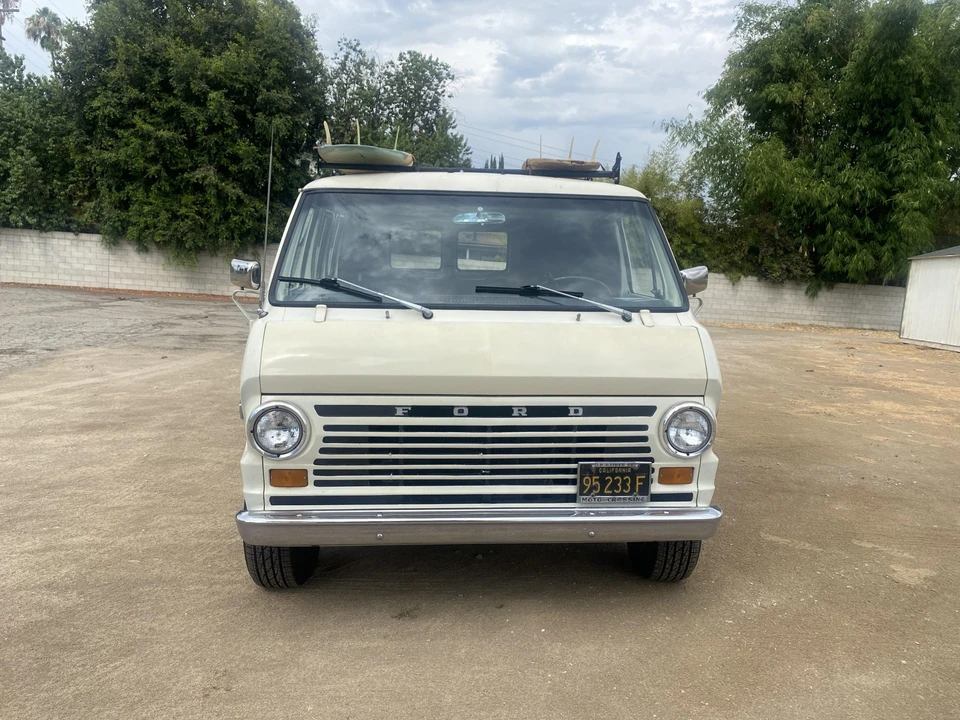 1969 Ford Econoline Van - Image 10 of 31