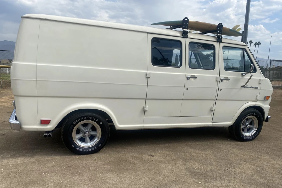 1969 Ford Econoline Van - Image 17 of 31
