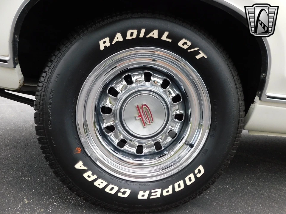 1969 Ford Fairlane 7th Gen - Image 9 of 12