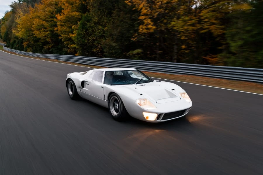 1969 Ford GT40 - Image 2 of 31