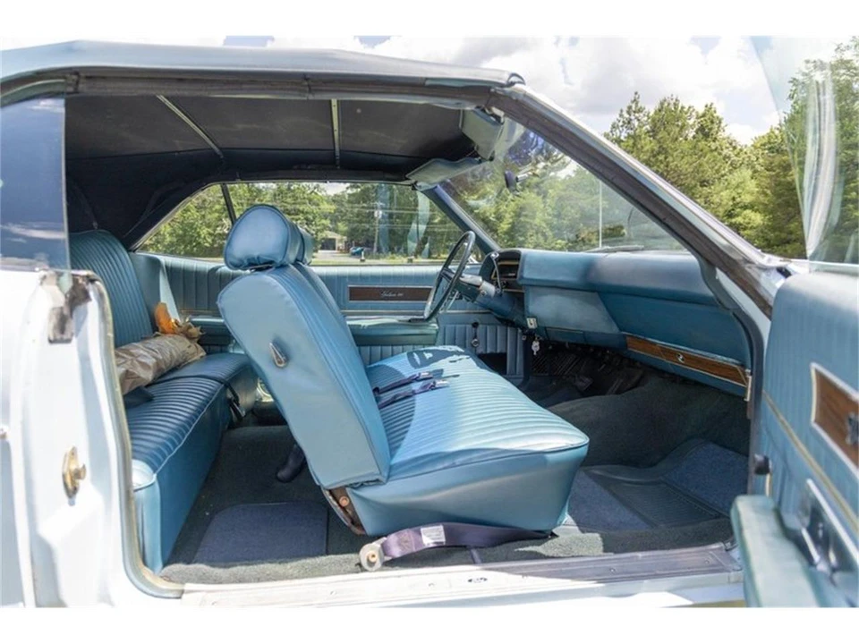1969 Ford Galaxie 4th Gen - Image 16 of 31