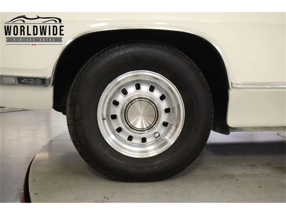 1969 Ford Galaxie 4th Gen - Image 16 of 31
