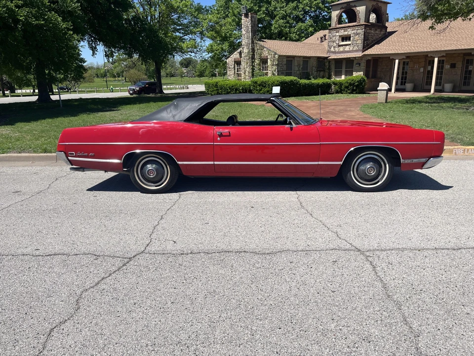 1969 Ford Galaxie 4th Gen - Image 28 of 31
