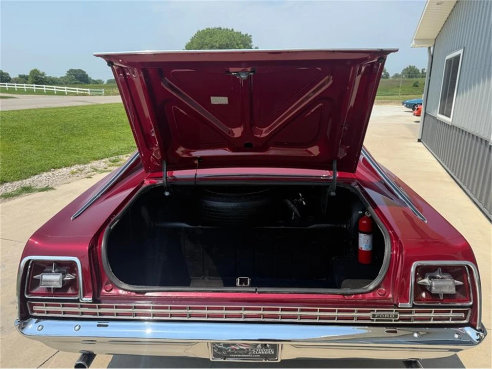 1969 Ford Galaxie 4th Gen - Image 24 of 31