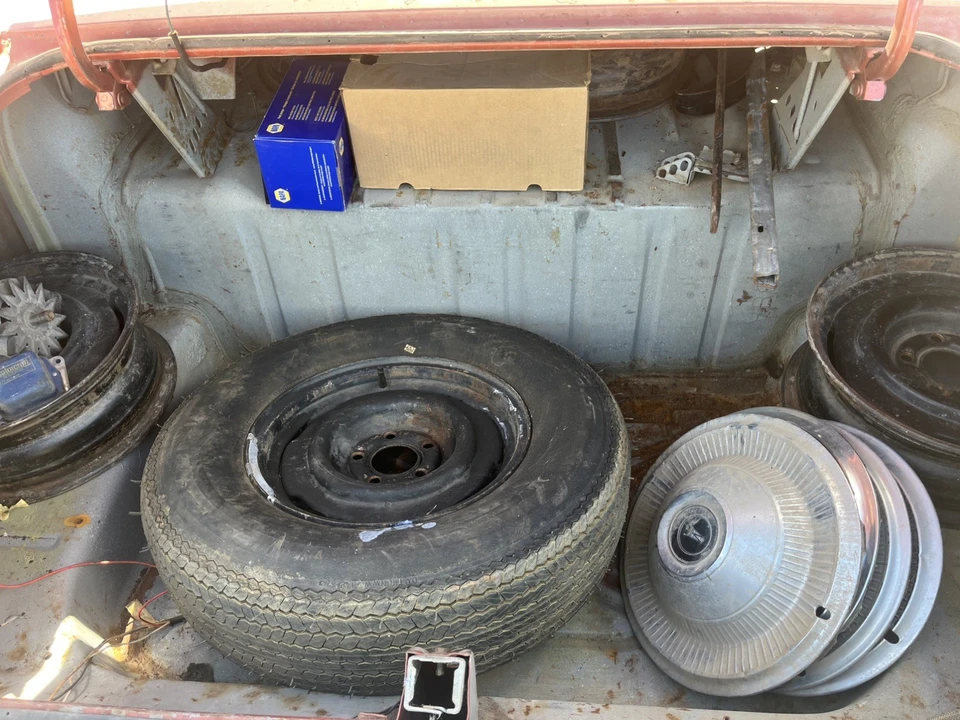1969 Ford Galaxie 4th Gen - Image 9 of 24