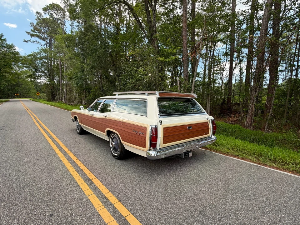 1969 Ford Country Squire - Image 5 of 31