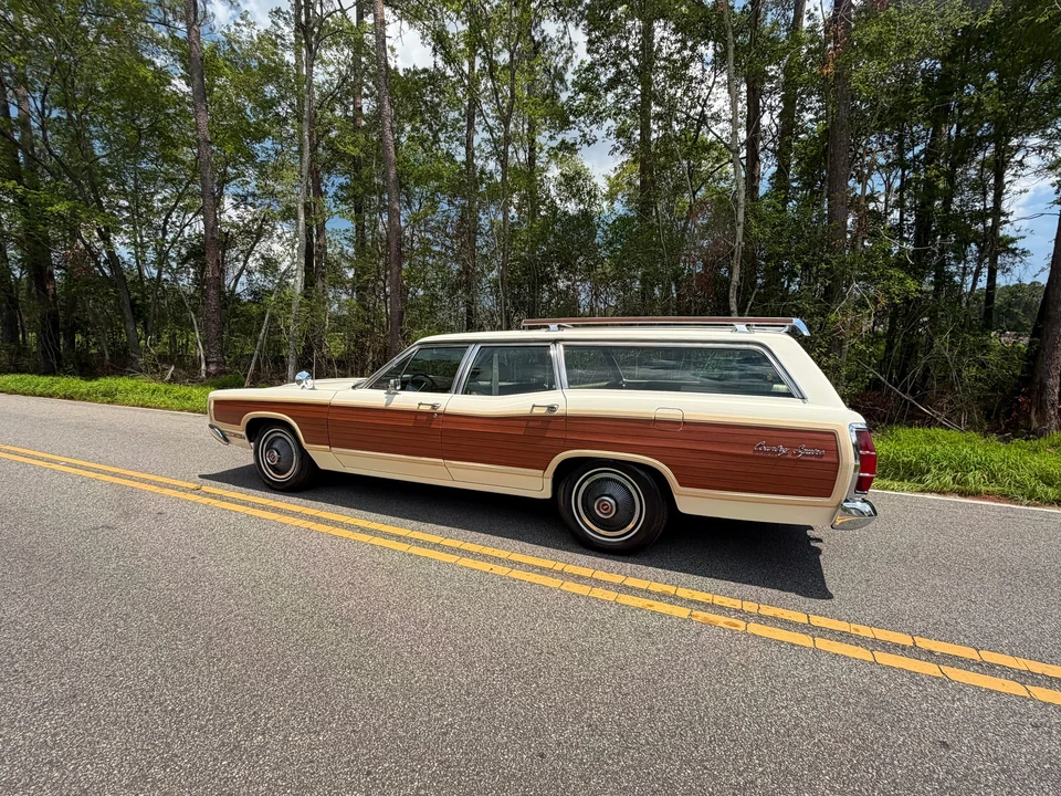 1969 Ford Country Squire - Image 2 of 31