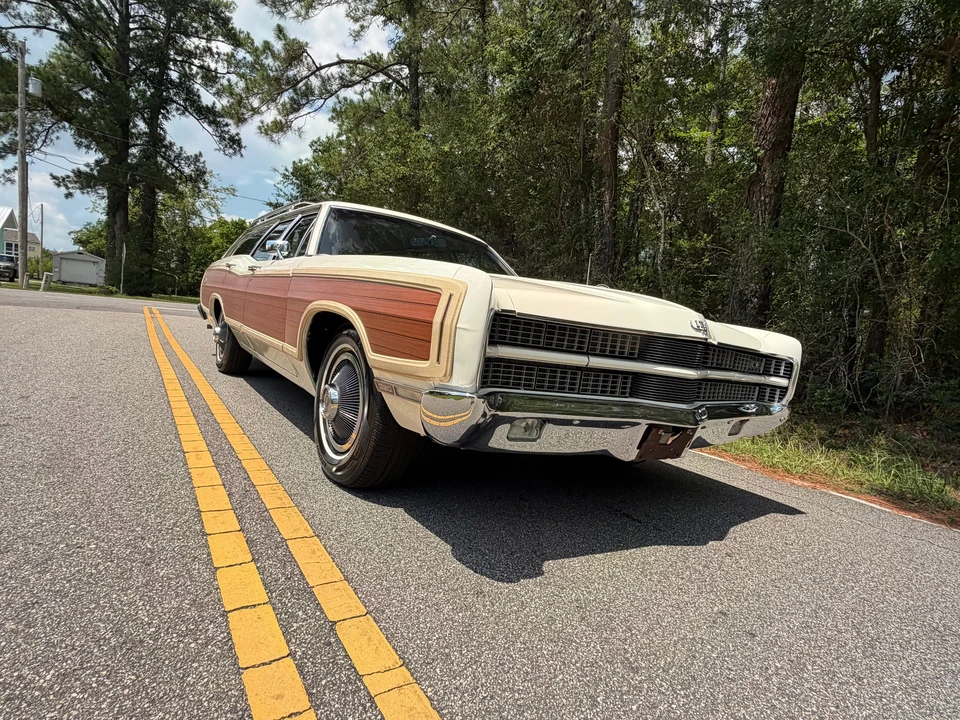 1969 Ford Country Squire - Image 18 of 31