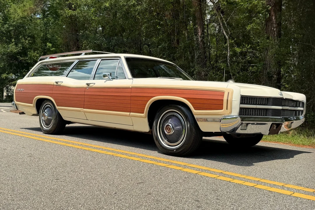 1969 Ford Country Squire - Image 15 of 31