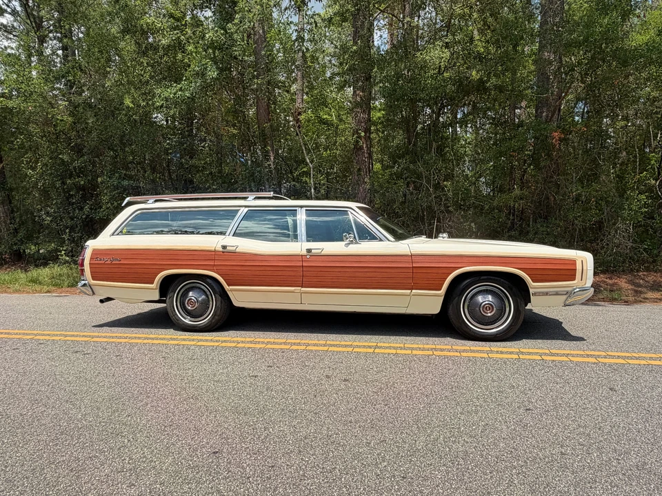 1969 Ford Country Squire - Image 12 of 31