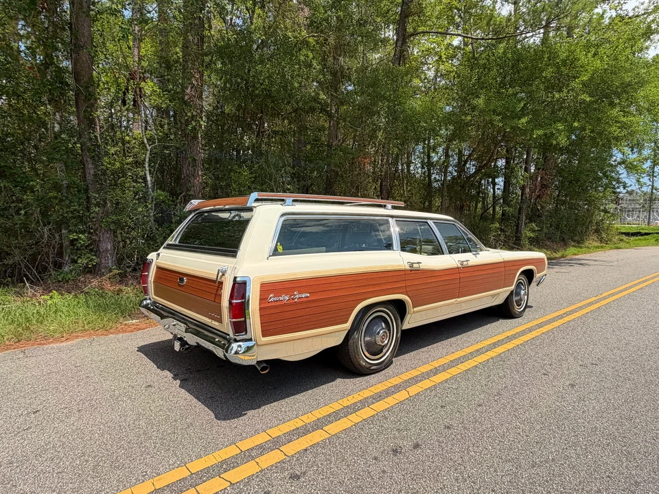 1969 Ford Country Squire - Image 9 of 31