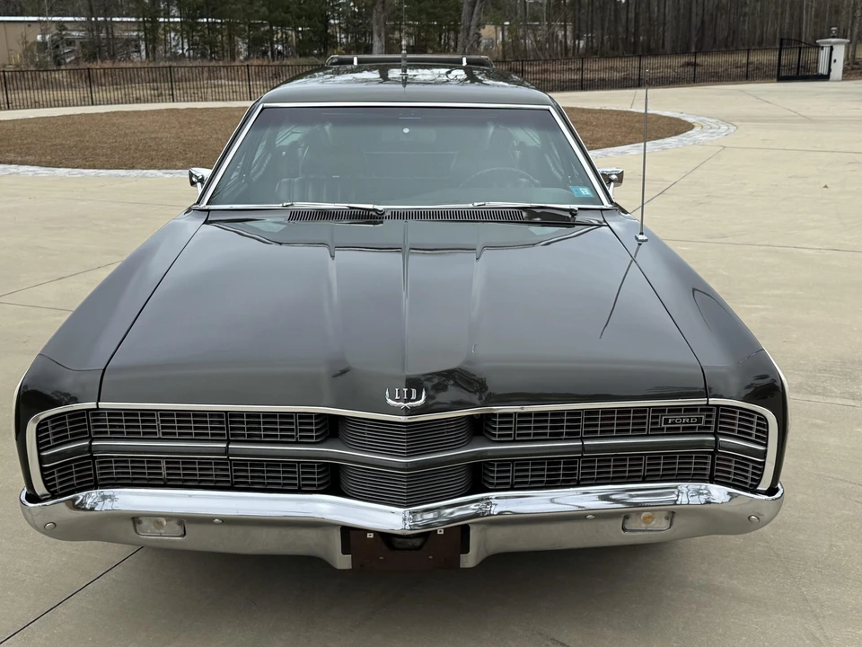 1969 Ford Country Squire - Image 21 of 31