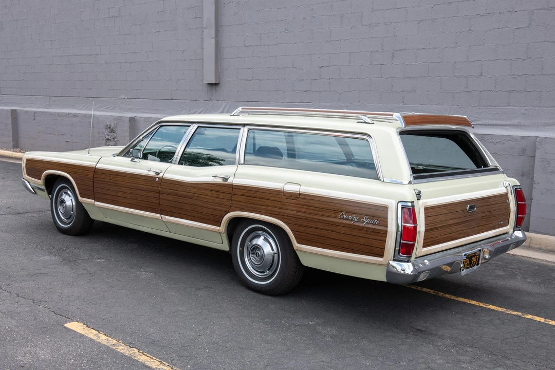 1969 Ford Country Squire - Image 11 of 31
