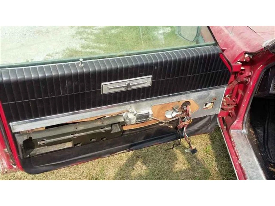1969 Ford Thunderbird 5th Gen - Image 8 of 11
