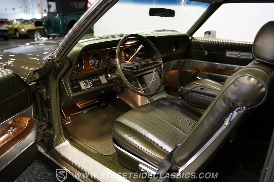 1969 Ford Thunderbird 5th Gen - Image 4 of 12