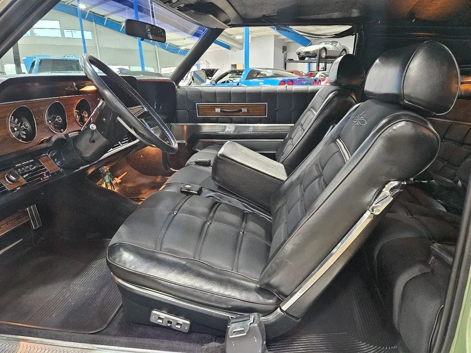 1969 Ford Thunderbird 5th Gen - Image 10 of 26