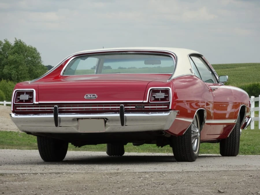 1969 Ford Galaxie 4th Gen - Image 9 of 10