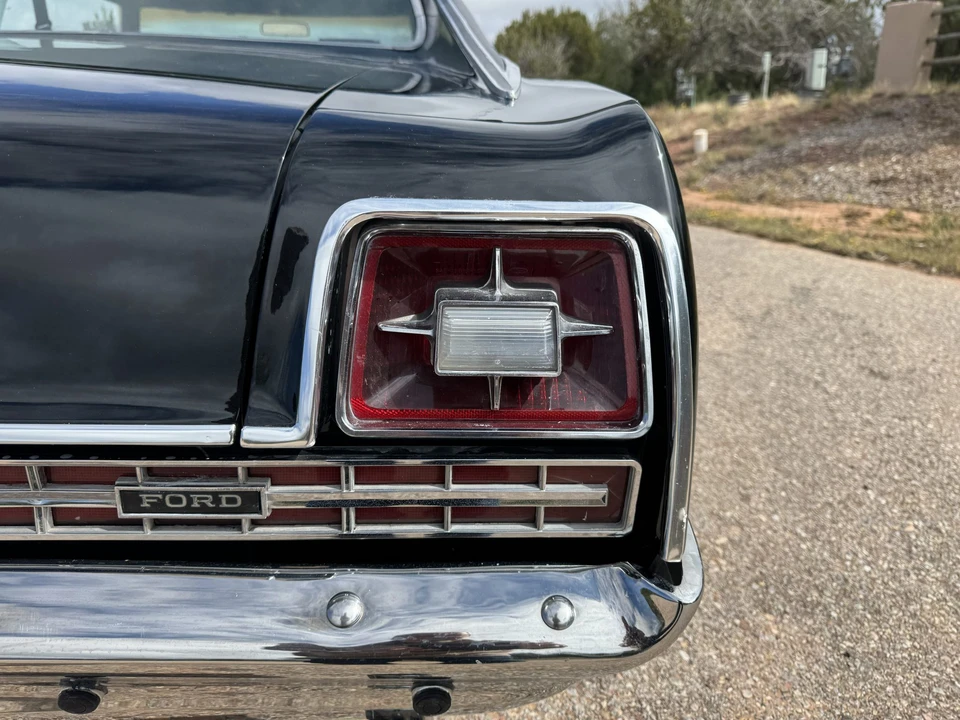 1969 Ford Galaxie 4th Gen - Image 25 of 31