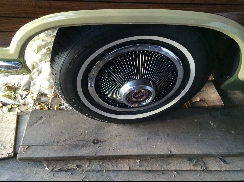 1969 Ford Country Squire - Image 5 of 20