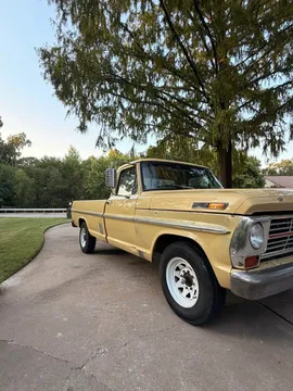 1969 Ford F-250 Camper Special