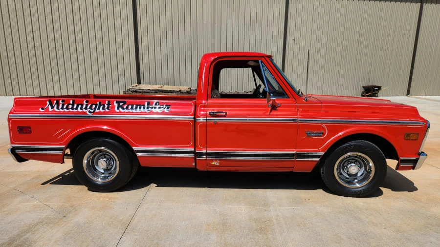 1969 GMC C/K 2nd Gen - Image 2 of 15