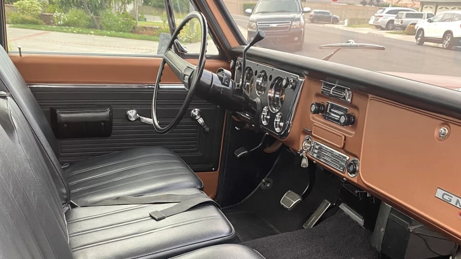 1969 GMC C/K 2nd Gen - Image 4 of 12