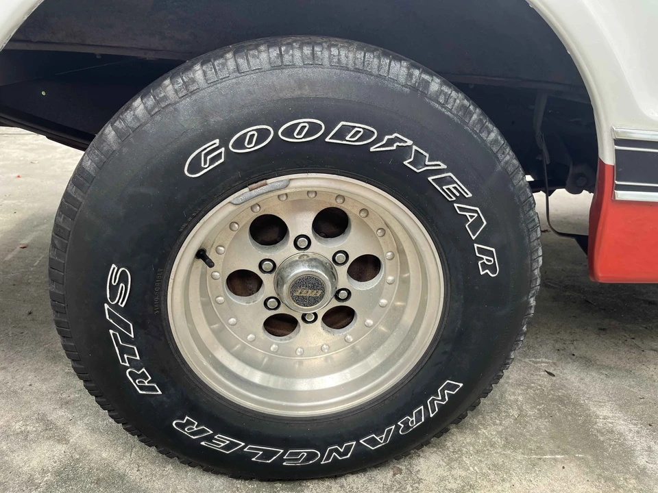 1969 GMC C/K 2nd Gen - Image 18 of 31
