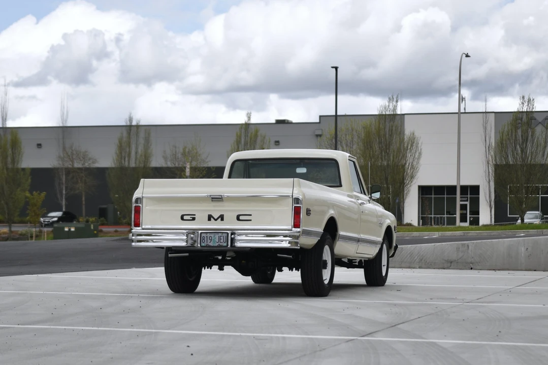 1969 GMC C/K 2nd Gen - Image 24 of 31