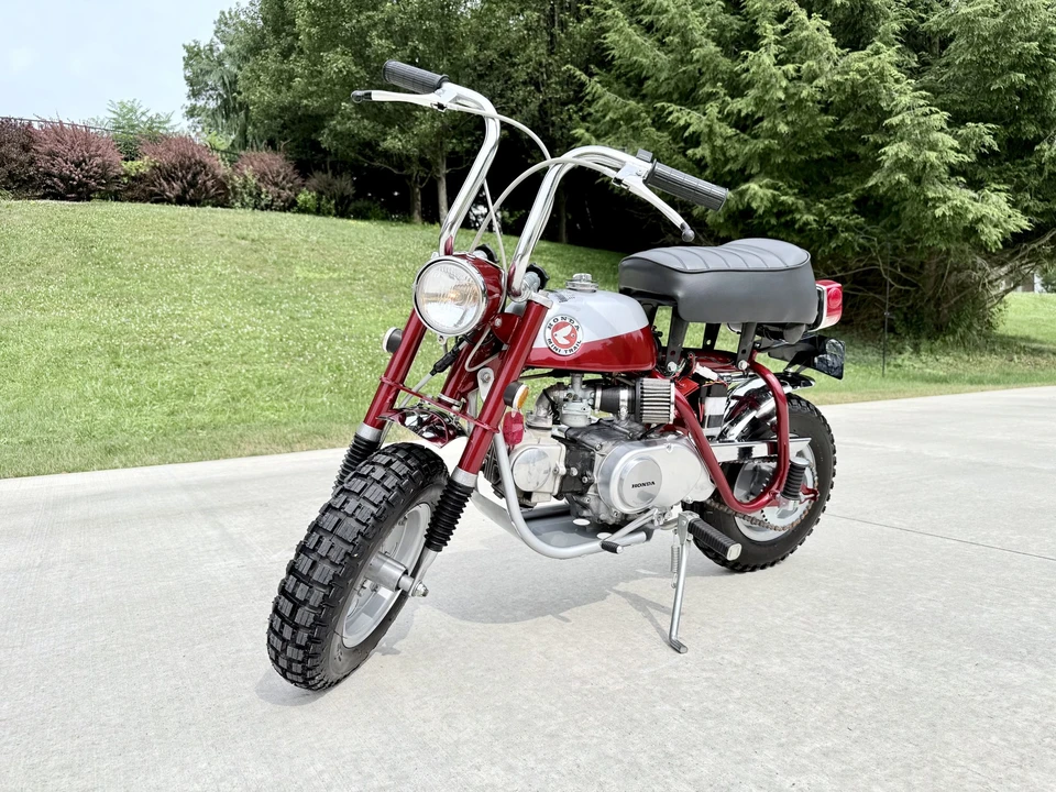 1969 Honda Motorcycles - Image 8 of 31