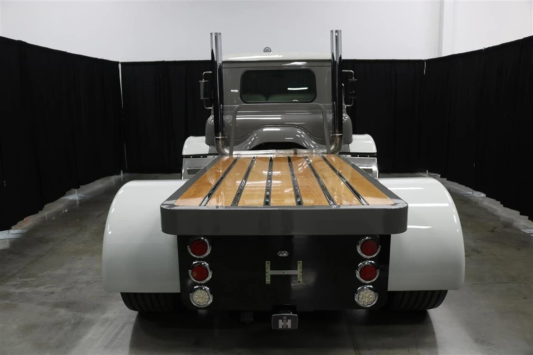 1969 International Harvester Loadstar - Image 31 of 31