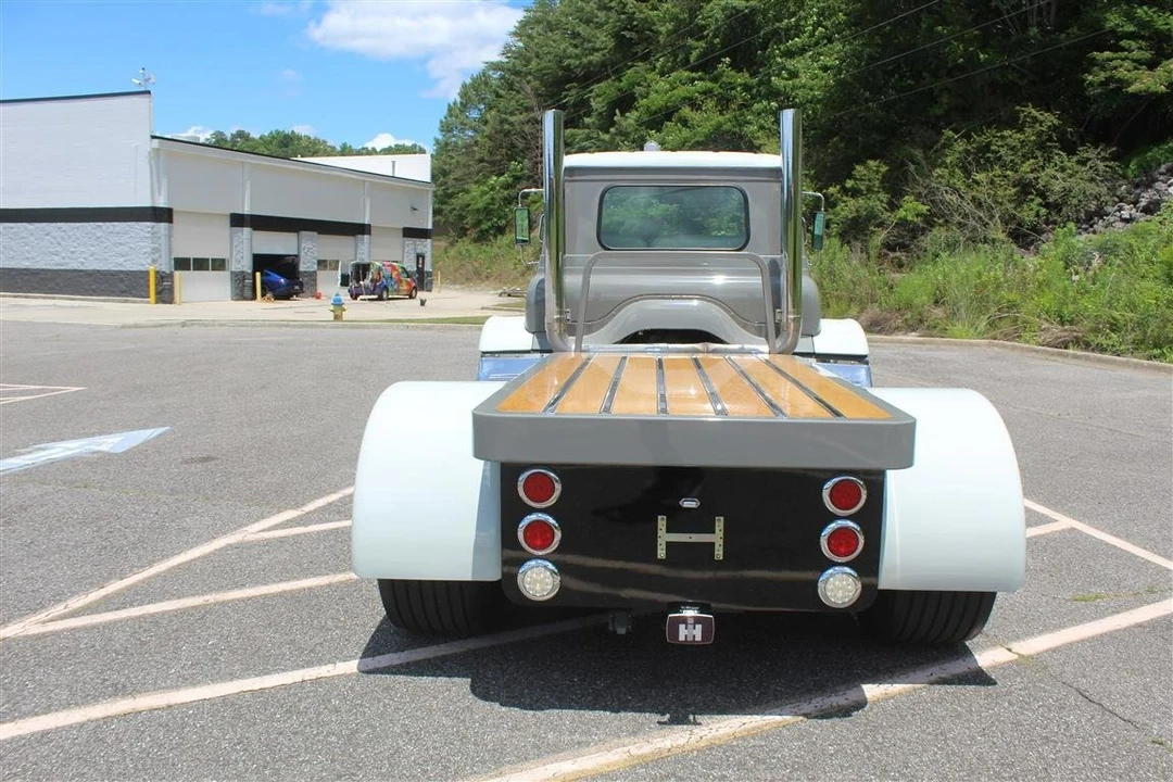 1969 International Harvester Loadstar - Image 13 of 31