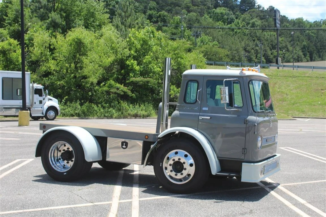 1969 International Harvester Loadstar - Image 21 of 31