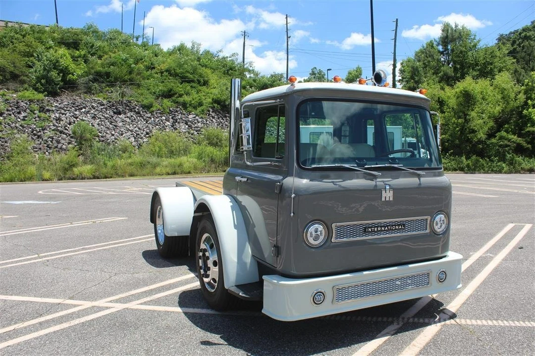1969 International Harvester Loadstar - Image 23 of 31
