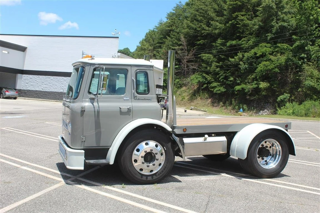1969 International Harvester Loadstar - Image 6 of 31