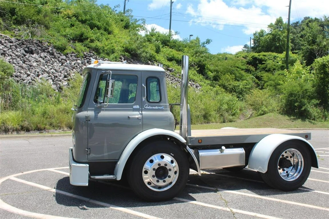 1969 International Harvester Loadstar - Image 7 of 31
