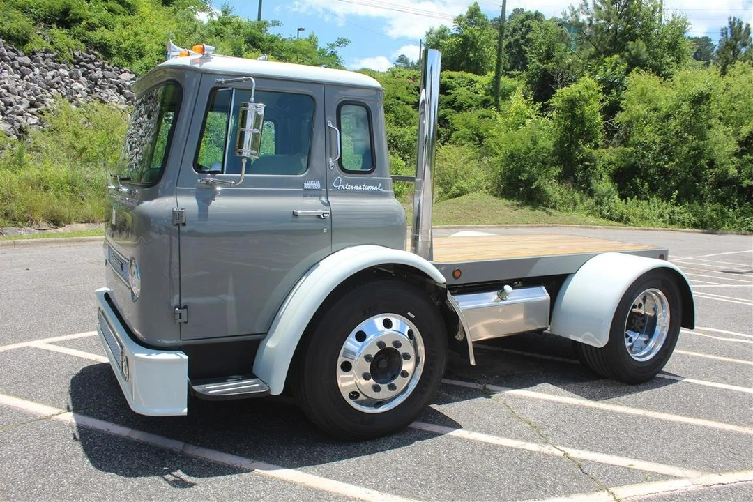 1969 International Harvester Loadstar - Image 5 of 31