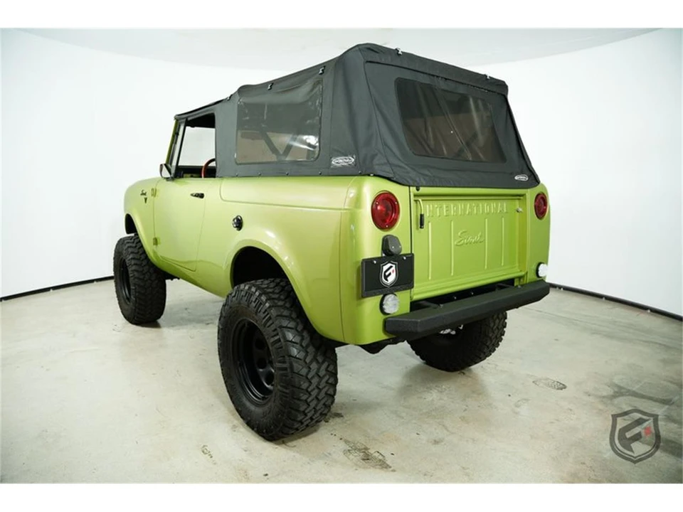 1969 International - Image 7 of 31