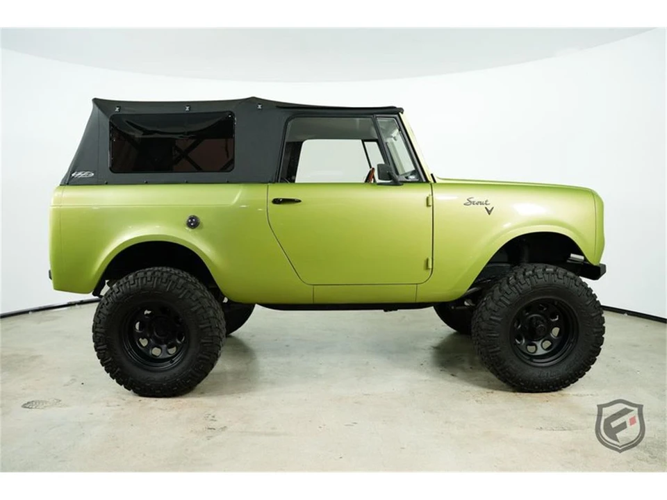 1969 International - Image 10 of 31
