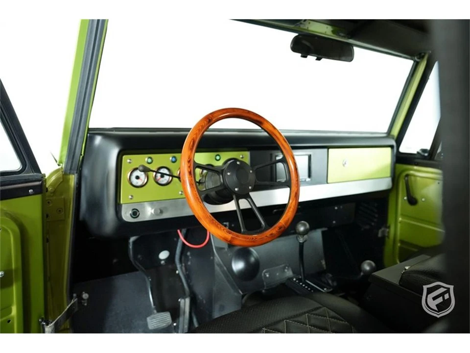 1969 International - Image 16 of 31