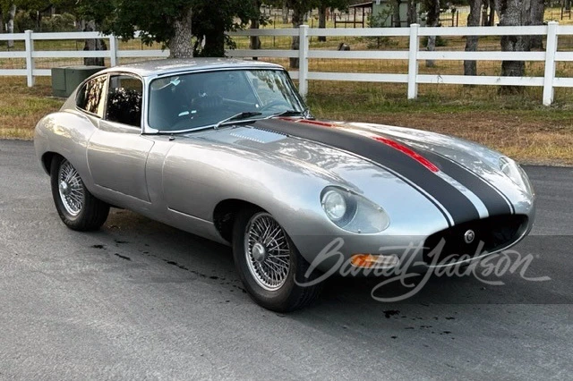 1969 Jaguar E-Type Series 2 - Image 1 of 8