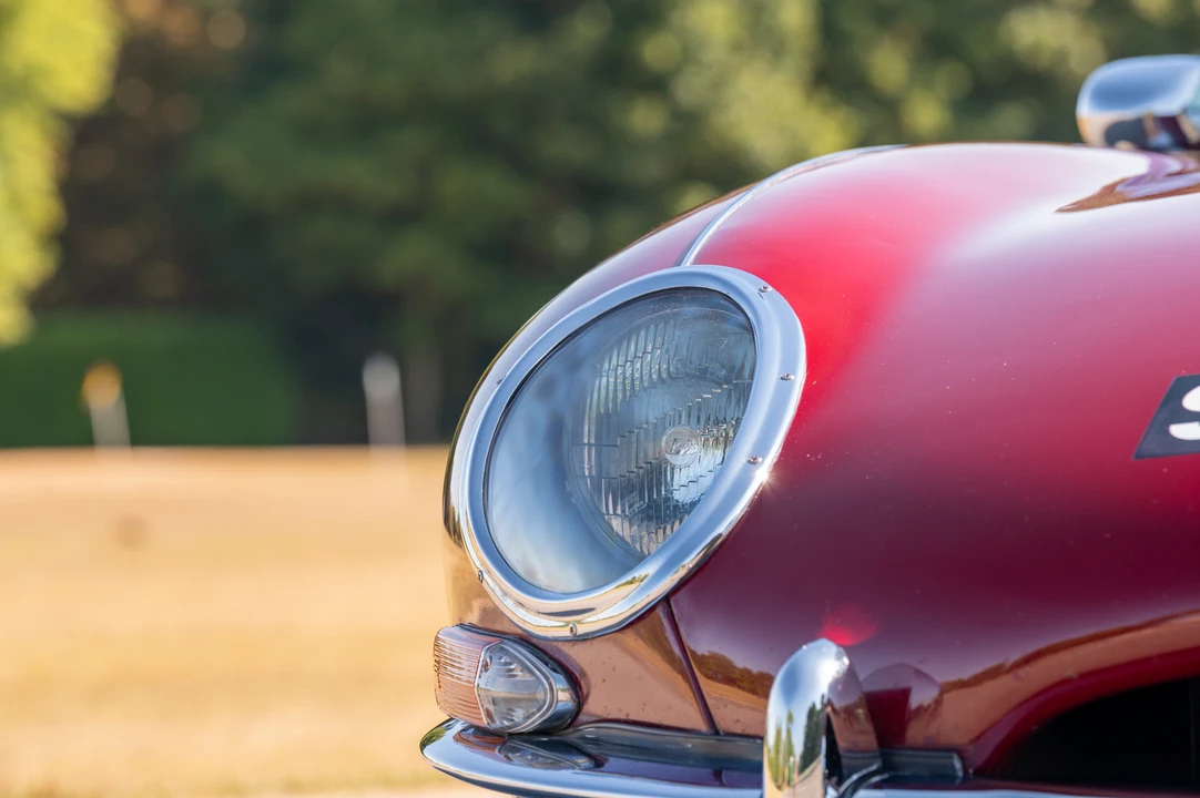 1969 Jaguar E-Type Series 2 - Image 24 of 31